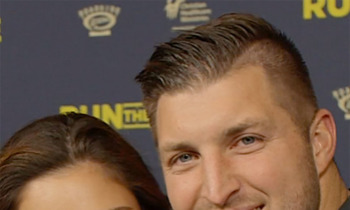 Tim Tebow, wife expecting baby girl, choose Bible verse to 'speak over' her